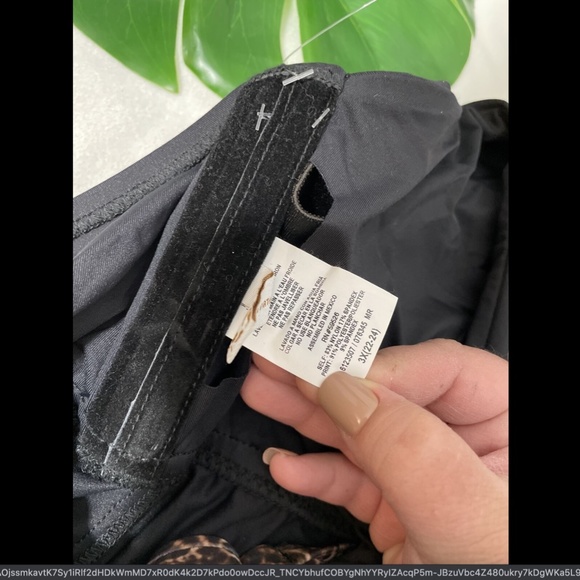 NEW Becca Leopard Trim Over‎ The Shoulder Tankini Top [PLUS 3X ] - Picture 12 of 12